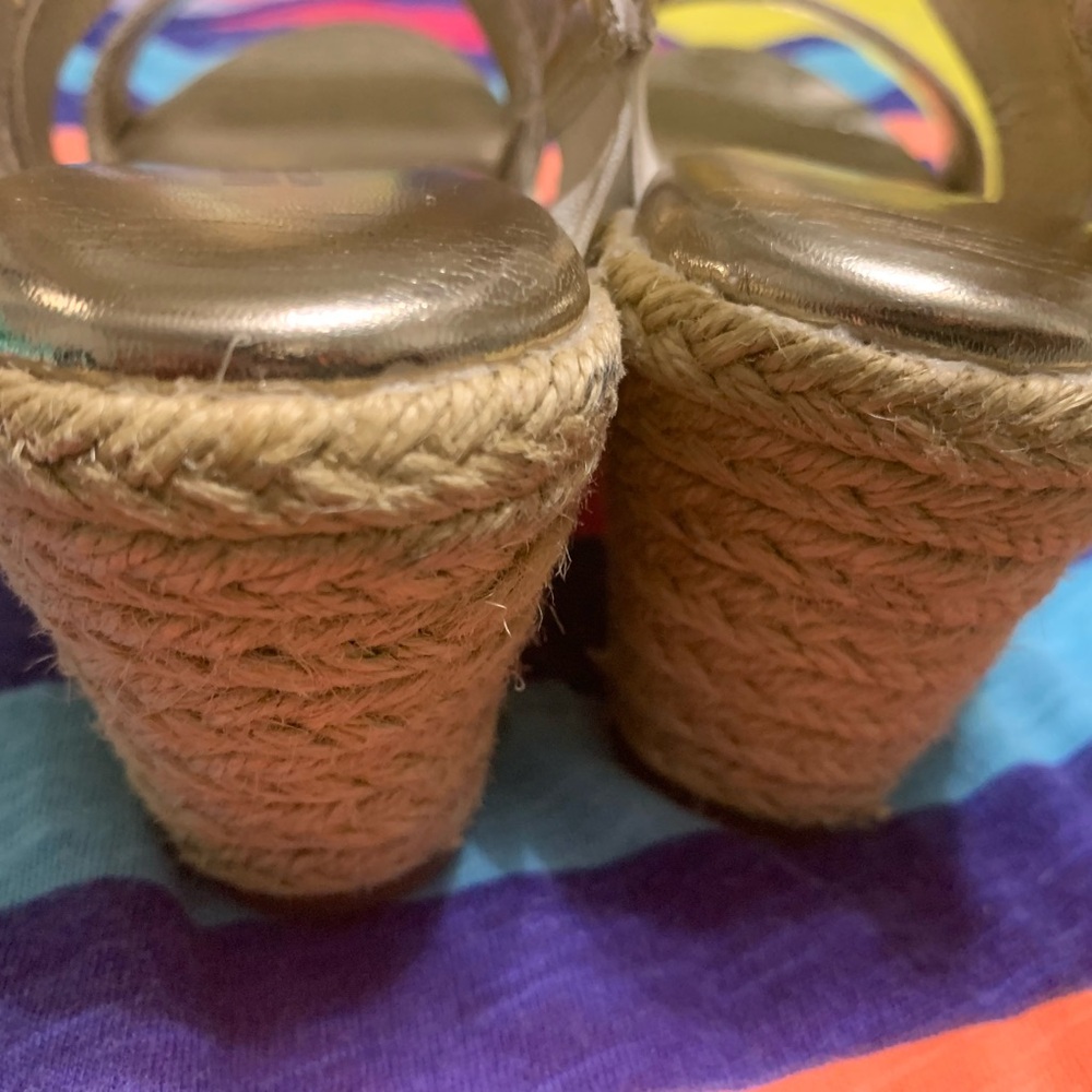 Sandals - Picture 4 of 7